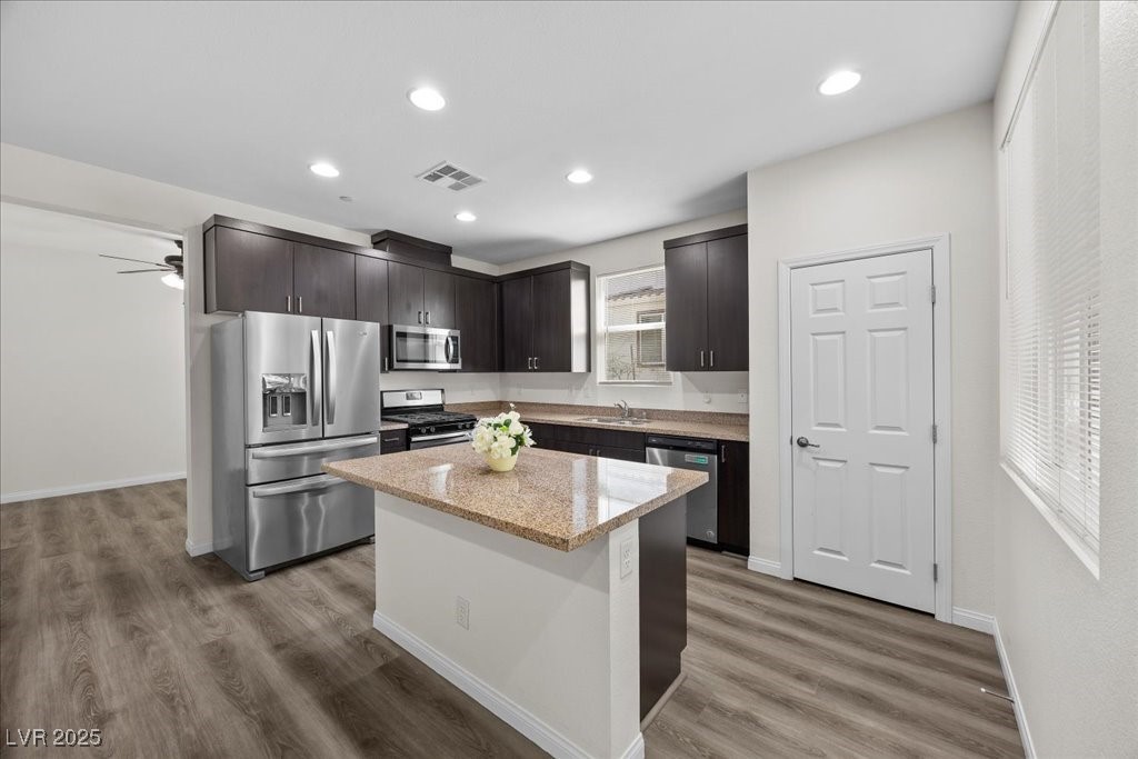 Henderson, Nevada 89011, United States, 3 Bedrooms Bedrooms, ,2 BathroomsBathrooms,Residential,Active,241587