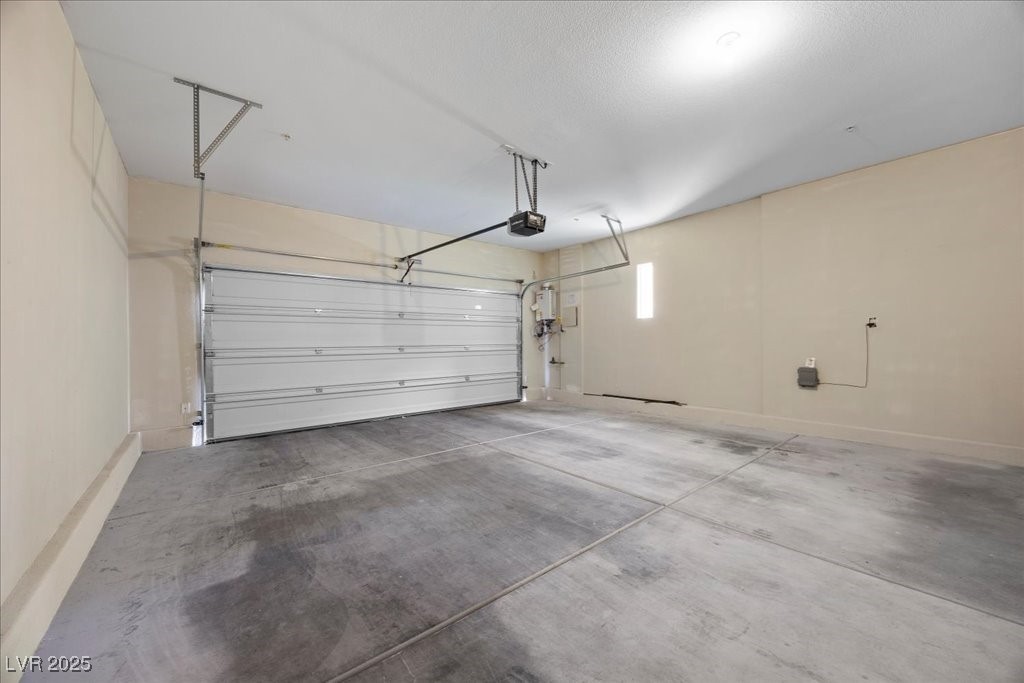 Henderson, Nevada 89011, United States, 3 Bedrooms Bedrooms, ,2 BathroomsBathrooms,Residential,Active,241587