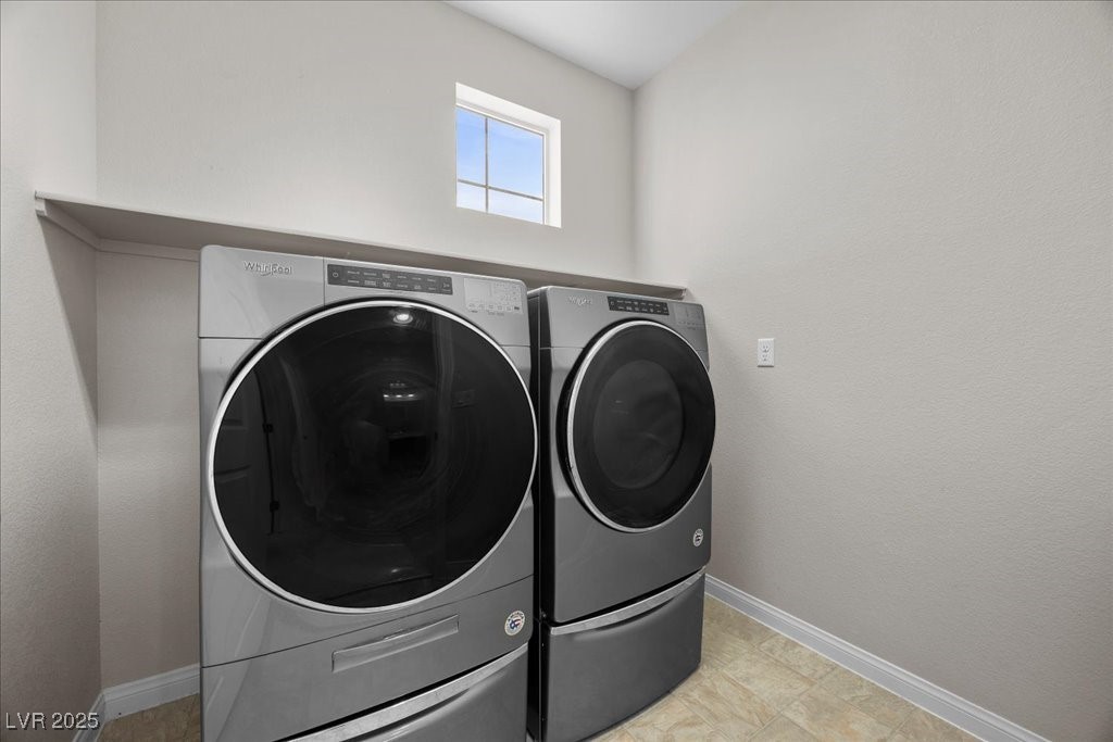 Henderson, Nevada 89011, United States, 3 Bedrooms Bedrooms, ,2 BathroomsBathrooms,Residential,Active,241587