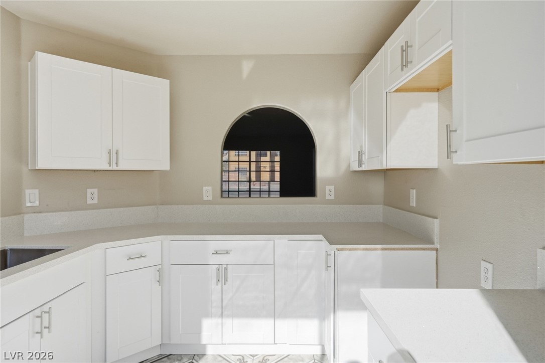 808 Majestic Rock Circle