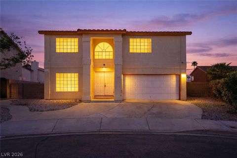 Photo of 808 Majestic Rock Circle, Las Vegas, NV 89128 (MLS # 2771061)