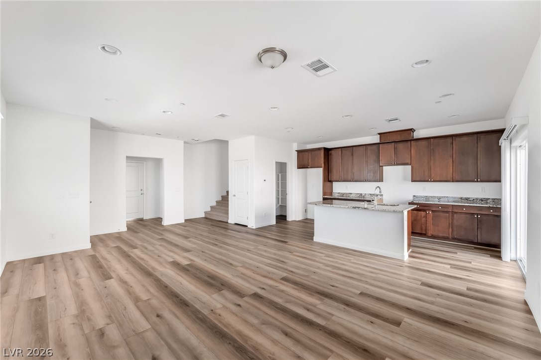 4255 Galaxy Gaze Avenue