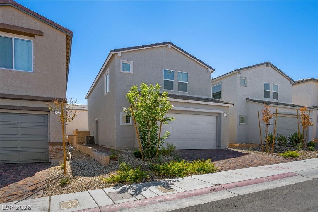 9933 Kimura Hills Avenue