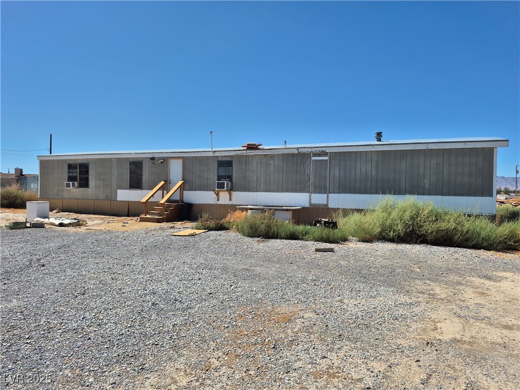 4651 E Navajo Boulevard
