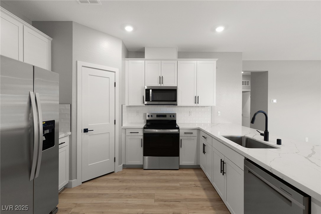 3212 Walker River Street