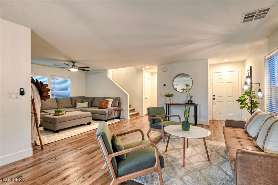 9213 Weeping Water Avenue