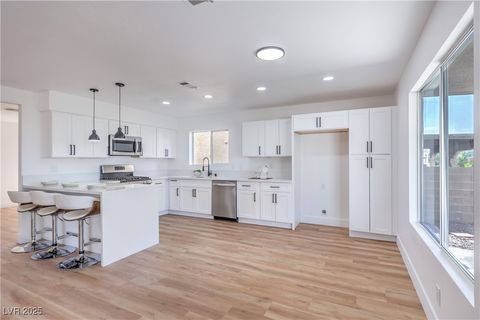 6420 Rosemount Avenue Las Vegas NV 89156