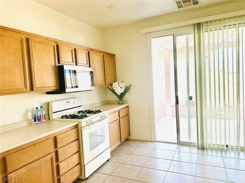 3090 Harbor Heights Drive