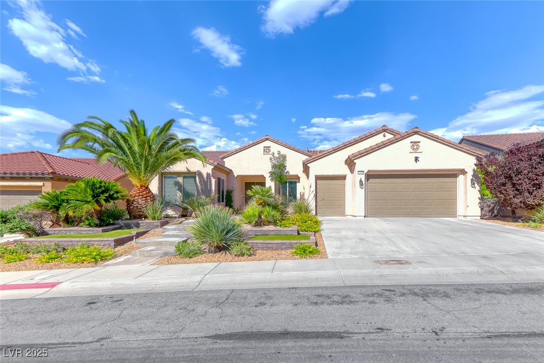 Properties 1 2324 Orangeburg Place