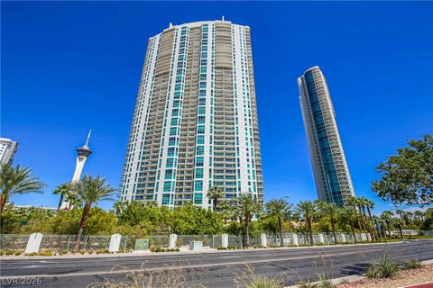 Photo of 222 KAREN Avenue #1602, Las Vegas, NV 89109 (MLS # 2806728)
