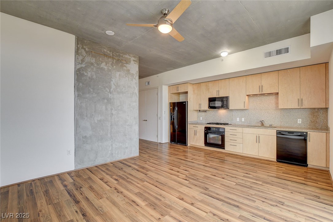 353 E Bonneville Avenue 315