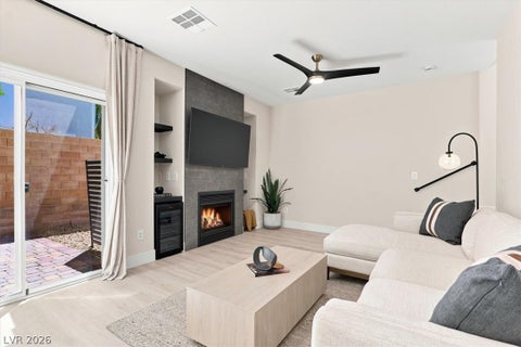 Townhouse For Rent - 232 Friendly Court<br/> Clark County, Henderson, NV 89052