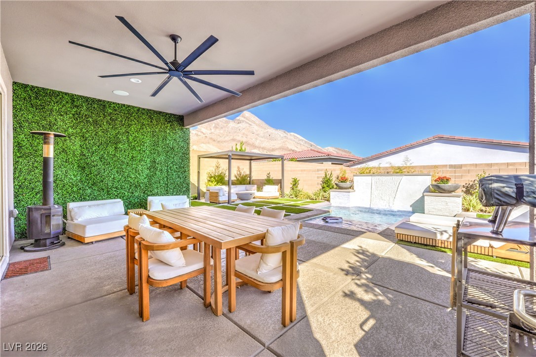 Properties 4 11628 Peregrine Point Court