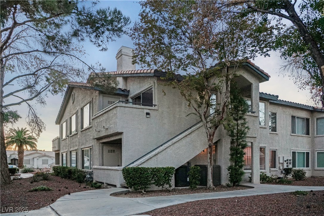 5206 Mandalay Springs Drive 103