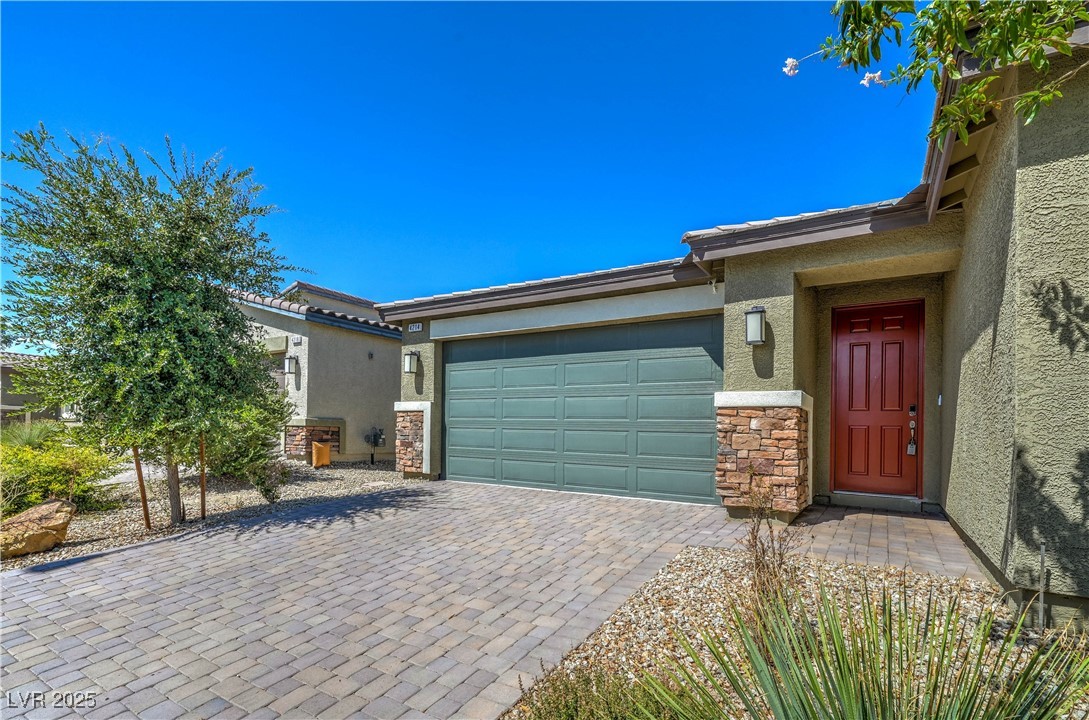 4214 Callisto Avenue