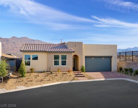 Homes For Sale - 10301 Grey Poplar Court<br/> Las Vegas, NV 89166
