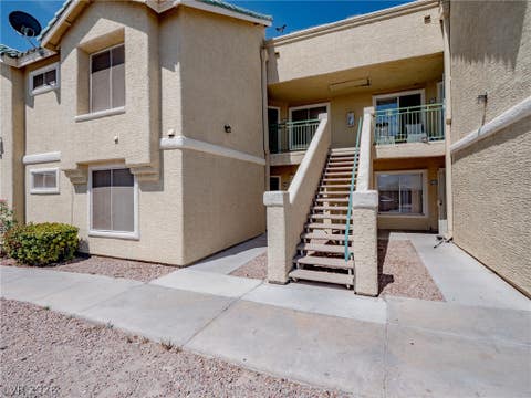 Condo For Sale - 1401 Linnbaker Lane #202<br/> Clark County, Las Vegas, NV 89110