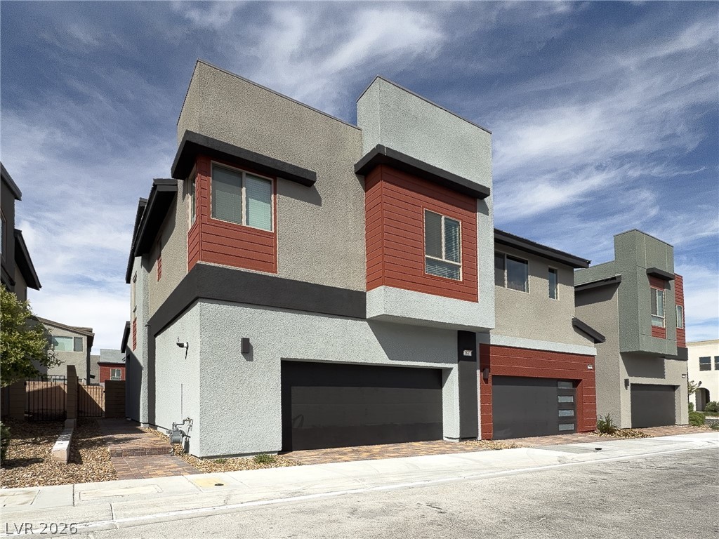 2647 Kindswood Street