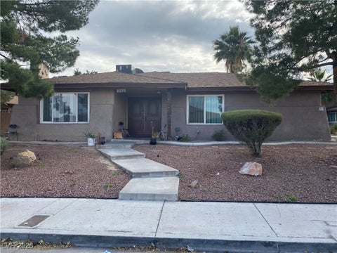 Homes For Sale - 2679 Kline Circle<br/> Clark County, Las Vegas, NV 89121