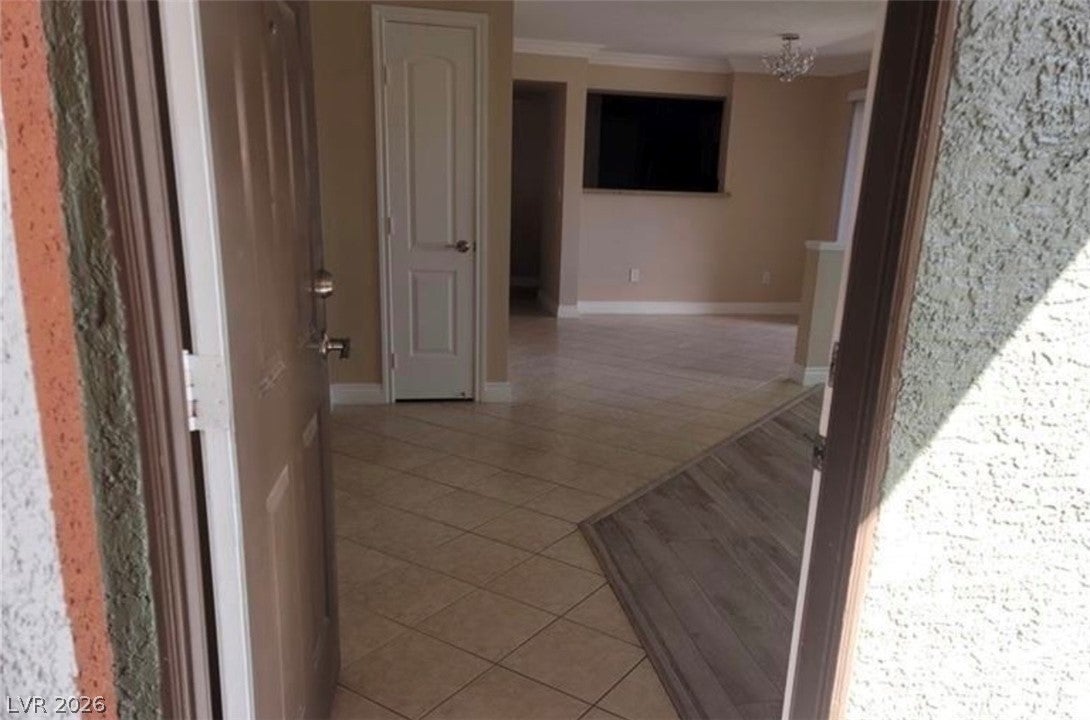 8101 W Flamingo Road 2040