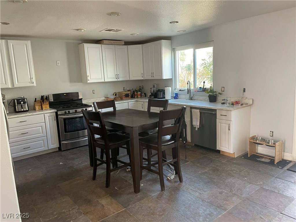 10000 Ranch Hand Avenue