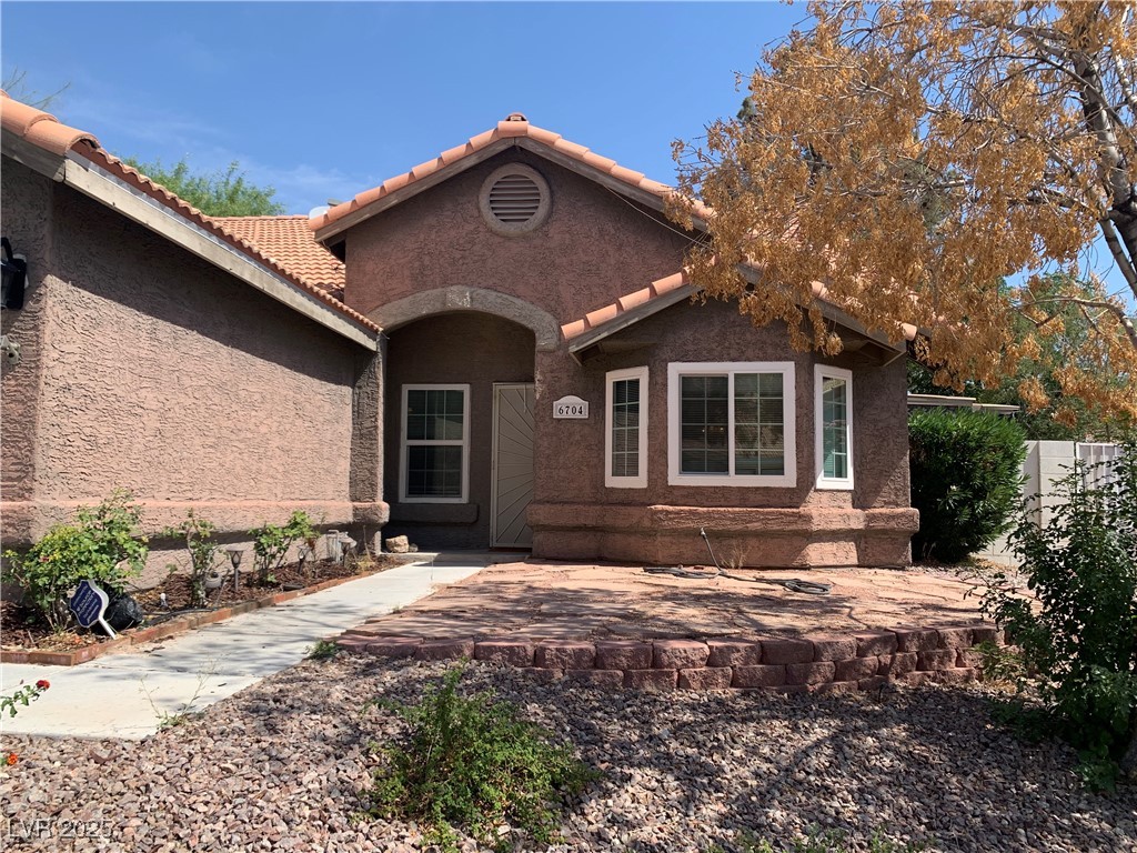 6704 Lost River Court