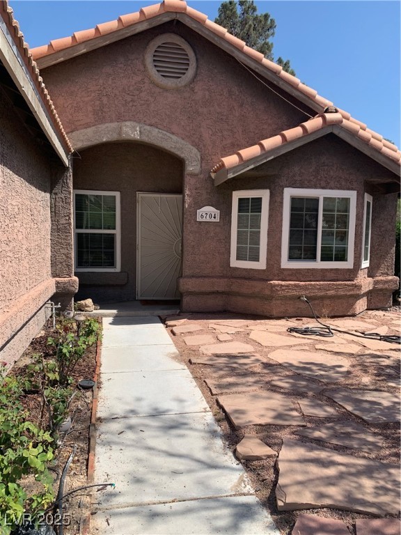 6704 Lost River Court