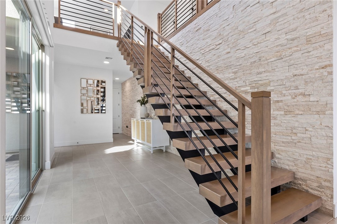 400 Crown Mesa Avenue