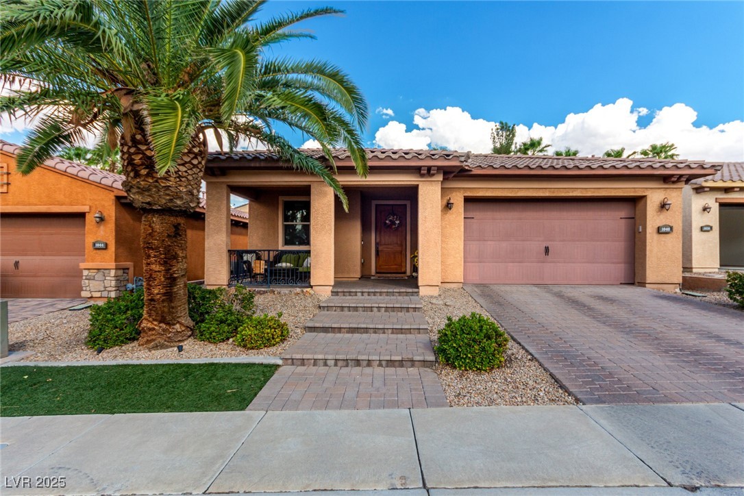 1040 Via Camelia Street
