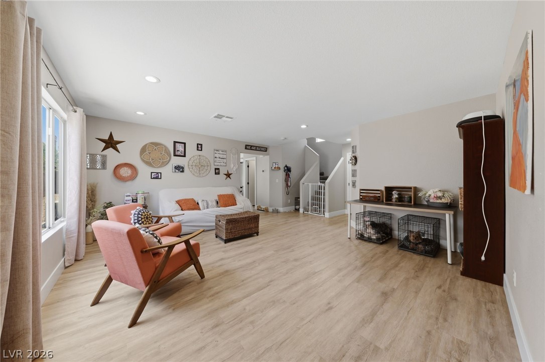 9825 Via Delores Avenue