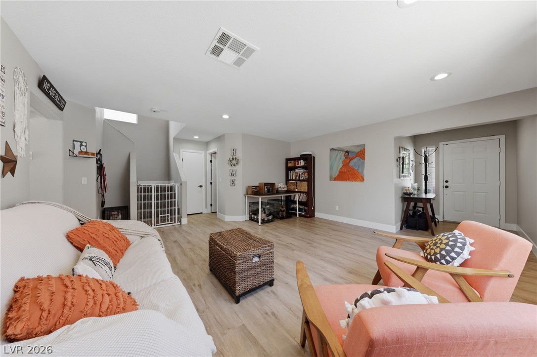 9825 Via Delores Avenue