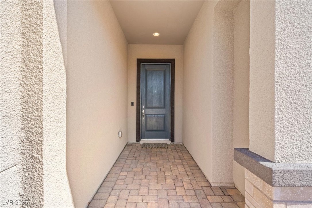 10186 Zeta Tucana Street