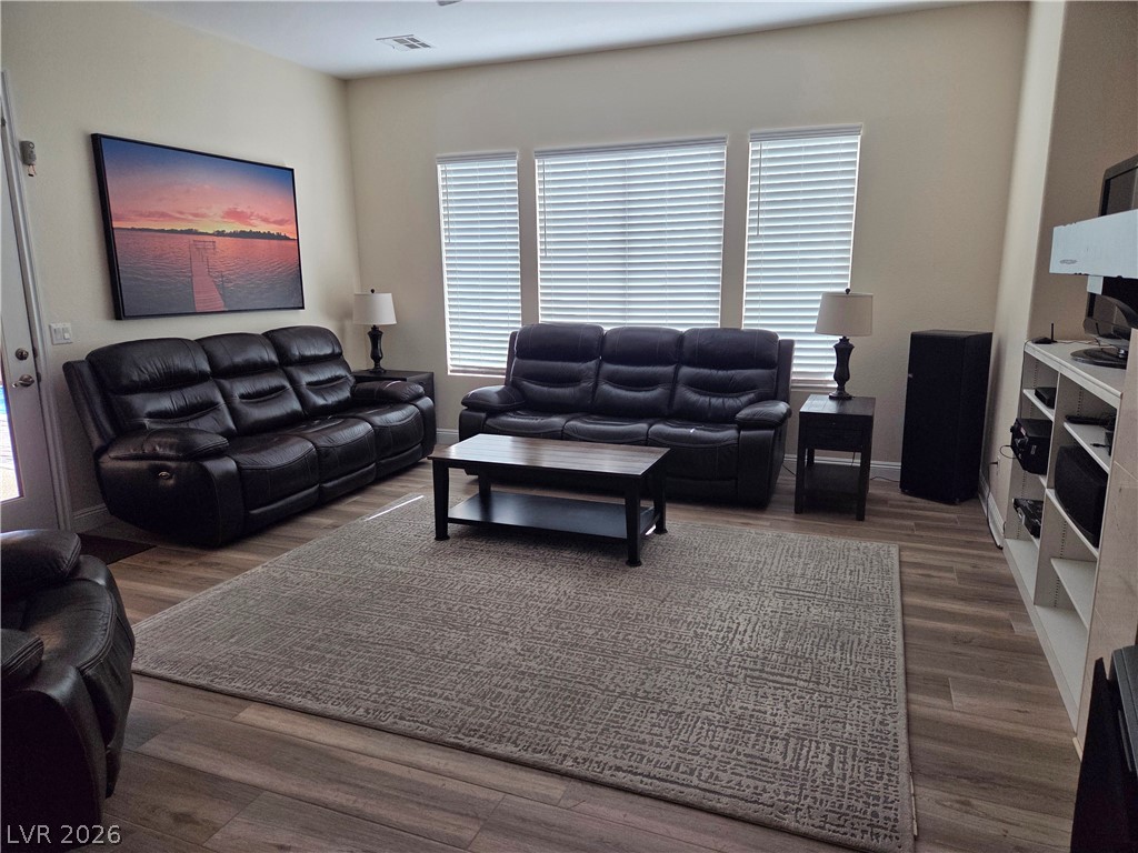 6132 W Watermelon Street
