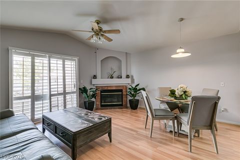 Condo For Rent - 5415 W Harmon Avenue #2114<br/> Las Vegas, NV 89103
