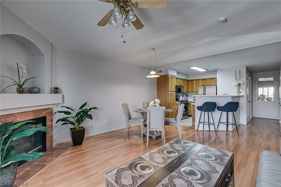5415 W HARMON Avenue 2114