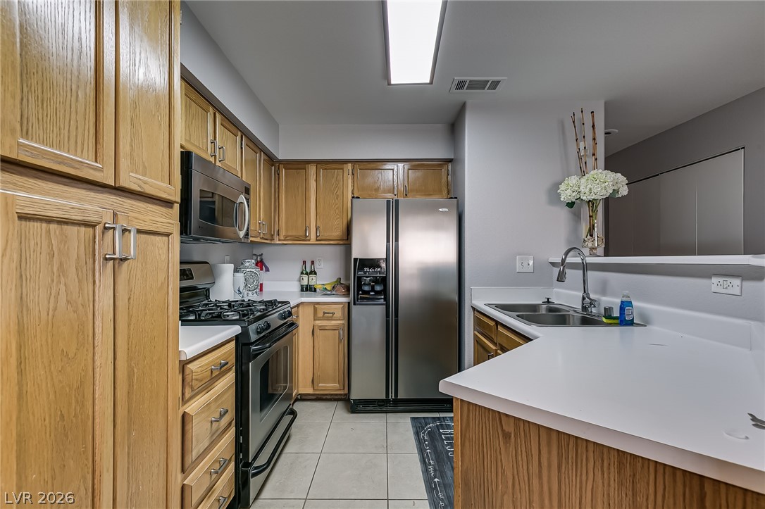 5415 W HARMON Avenue 2114