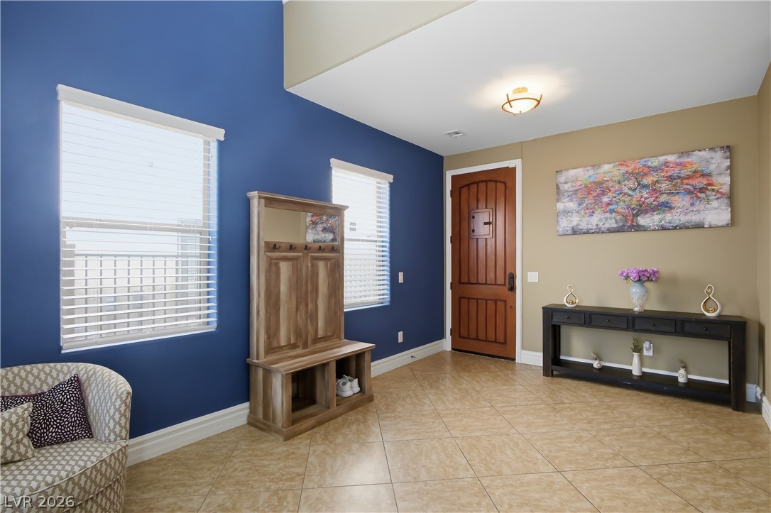 897 Via Del Tramonto Street