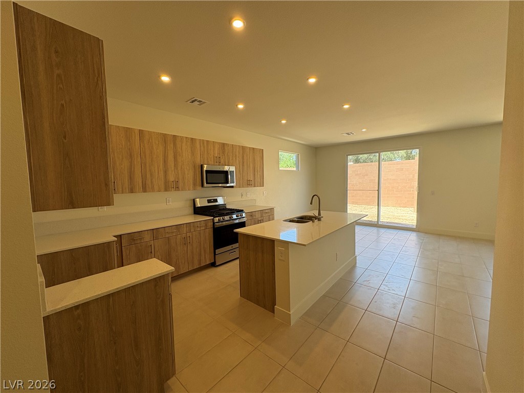 2484 Tom Collins Drive
