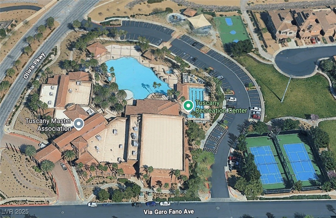 Henderson, Nevada 89011, United States, 5 Bedrooms Bedrooms, ,3 BathroomsBathrooms,Residential,Active,177717