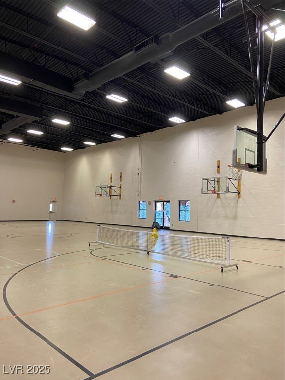 Henderson, Nevada 89011, United States, 5 Bedrooms Bedrooms, ,3 BathroomsBathrooms,Residential,Active,177717