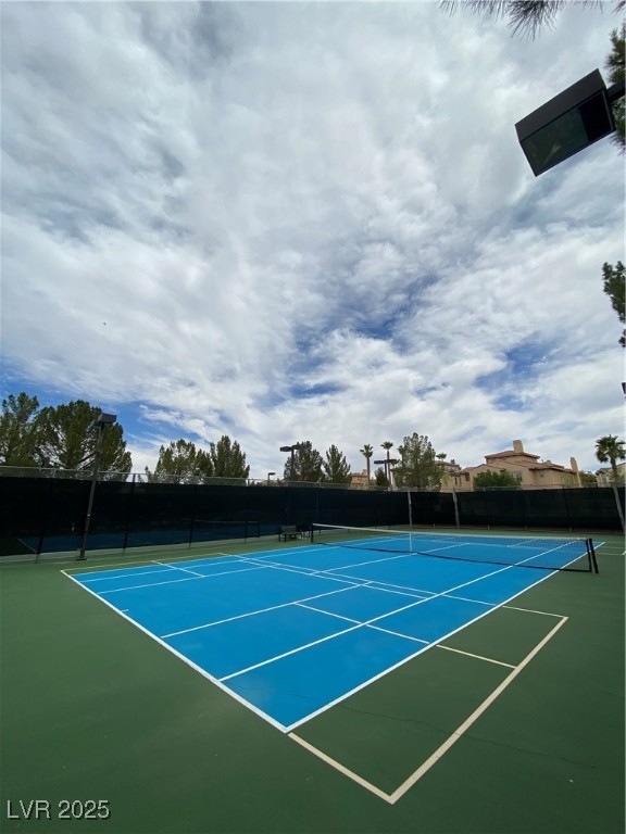 Henderson, Nevada 89011, United States, 5 Bedrooms Bedrooms, ,3 BathroomsBathrooms,Residential,Active,177717