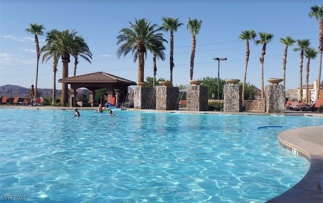 Henderson, Nevada 89011, United States, 5 Bedrooms Bedrooms, ,3 BathroomsBathrooms,Residential,Active,177717