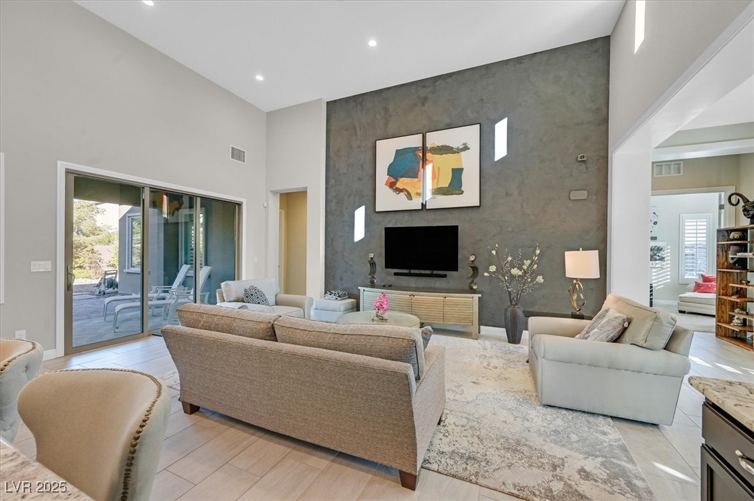 10150 Emerald Sunset Court