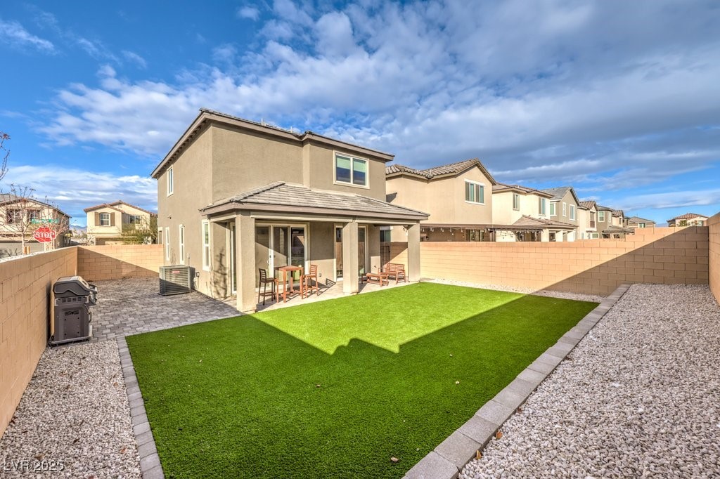 Las Vegas, Nevada 89183, United States, 3 Bedrooms Bedrooms, ,3 BathroomsBathrooms,Residential,Pending,21002