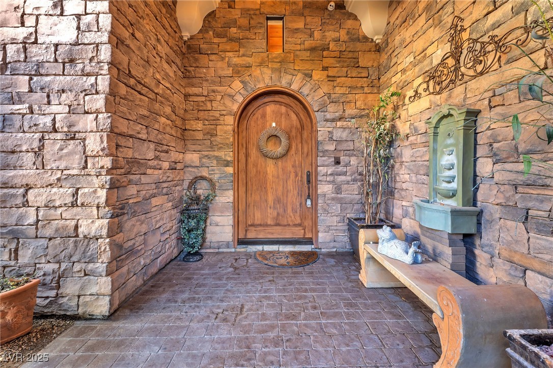 1795 Anelli Court
