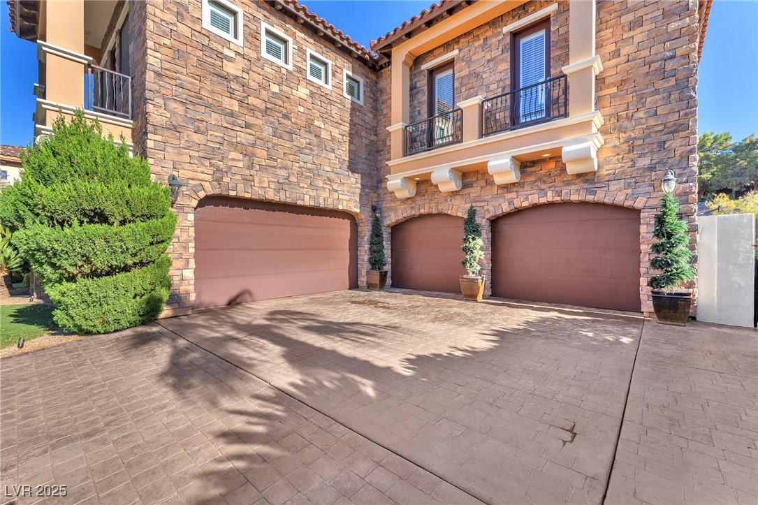 1795 Anelli Court