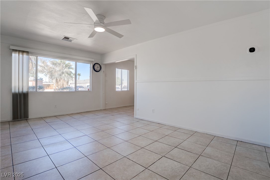 709 E Bartlett Avenue