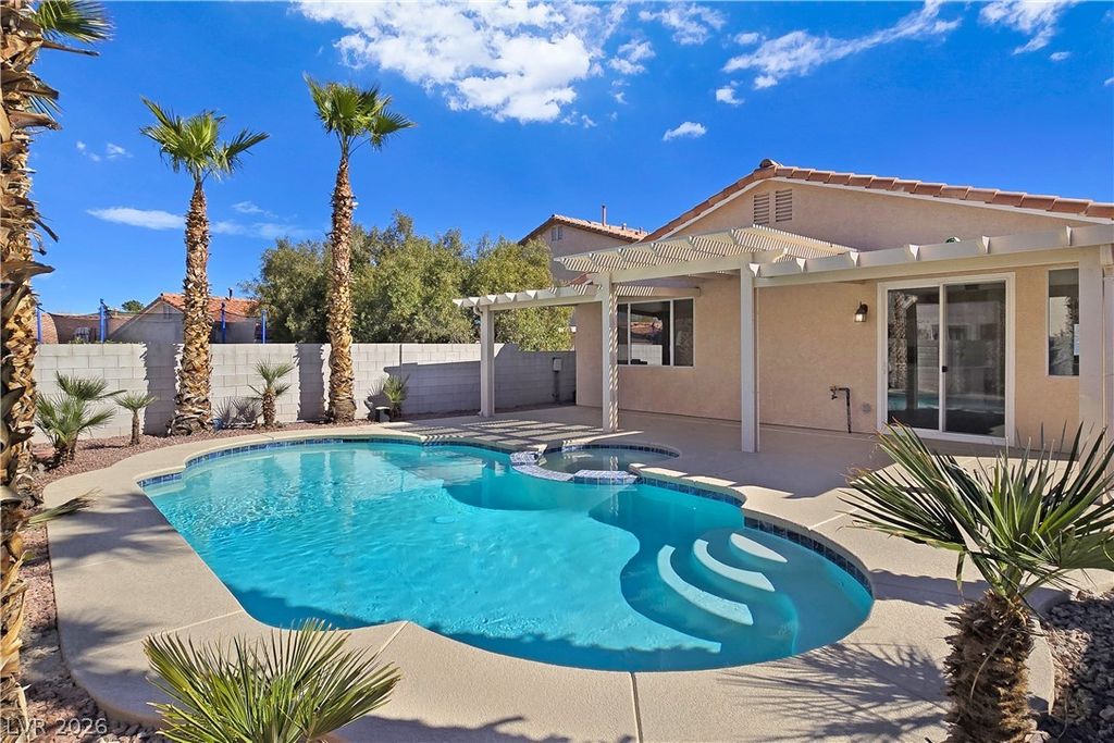 Photo of 283 Fancrest Street, Henderson, NV 89052 (MLS # 2773709)