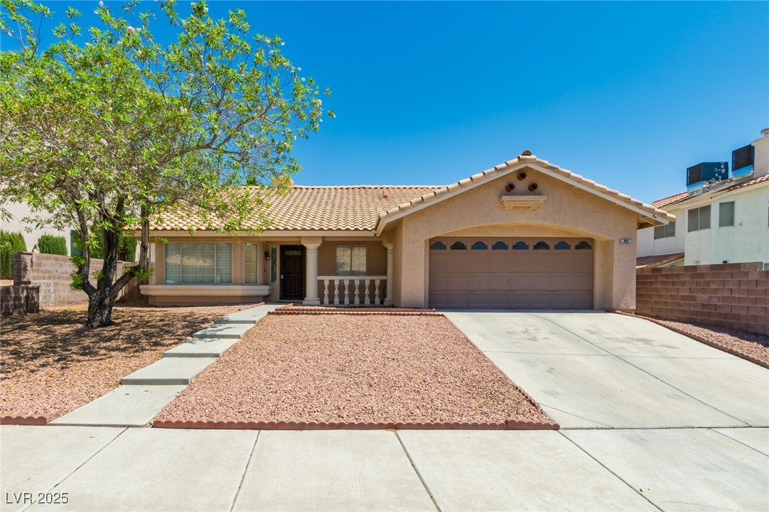 902 Possum Hill Street