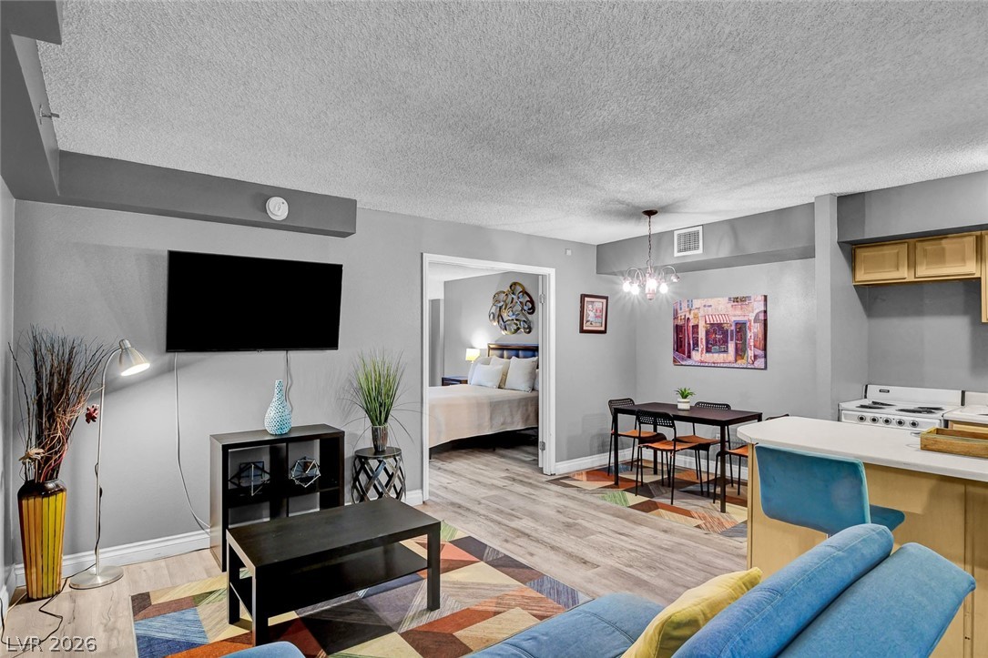 3700 Las Vegas Boulevard 964